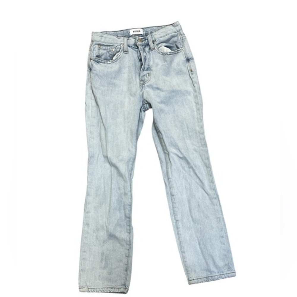 Light Wash Women’s Straight Leg Jeans -